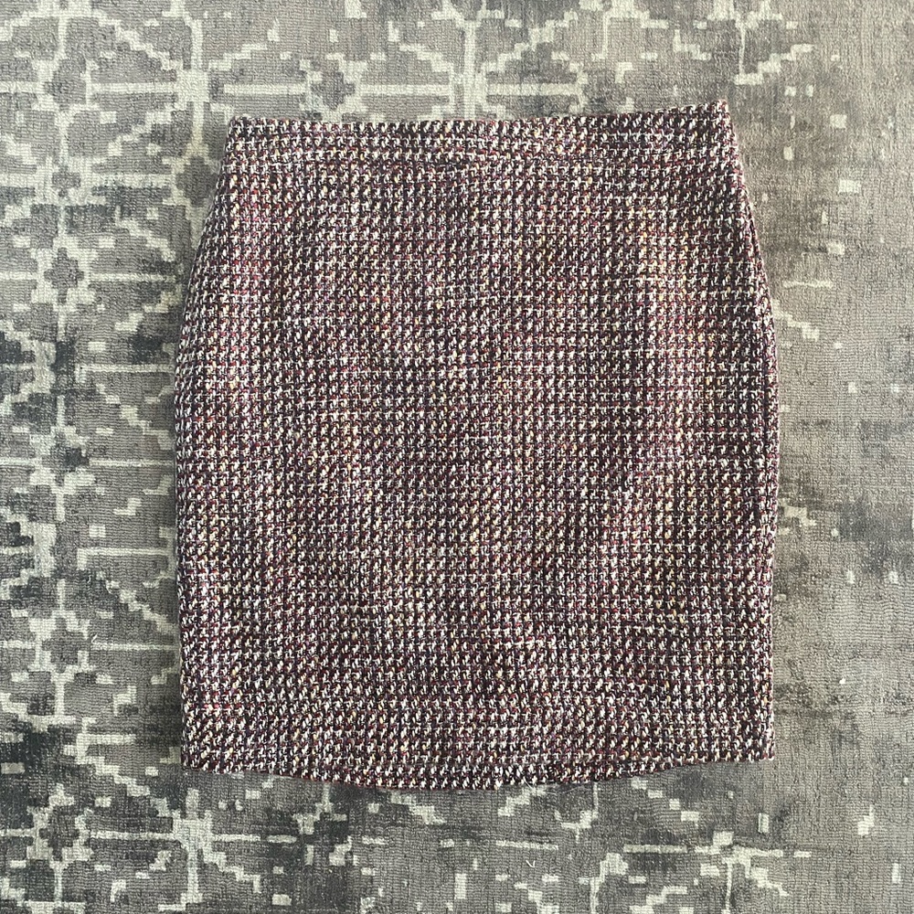 Loft Outlet 8 Tweed styled skirt cranberry lined like new